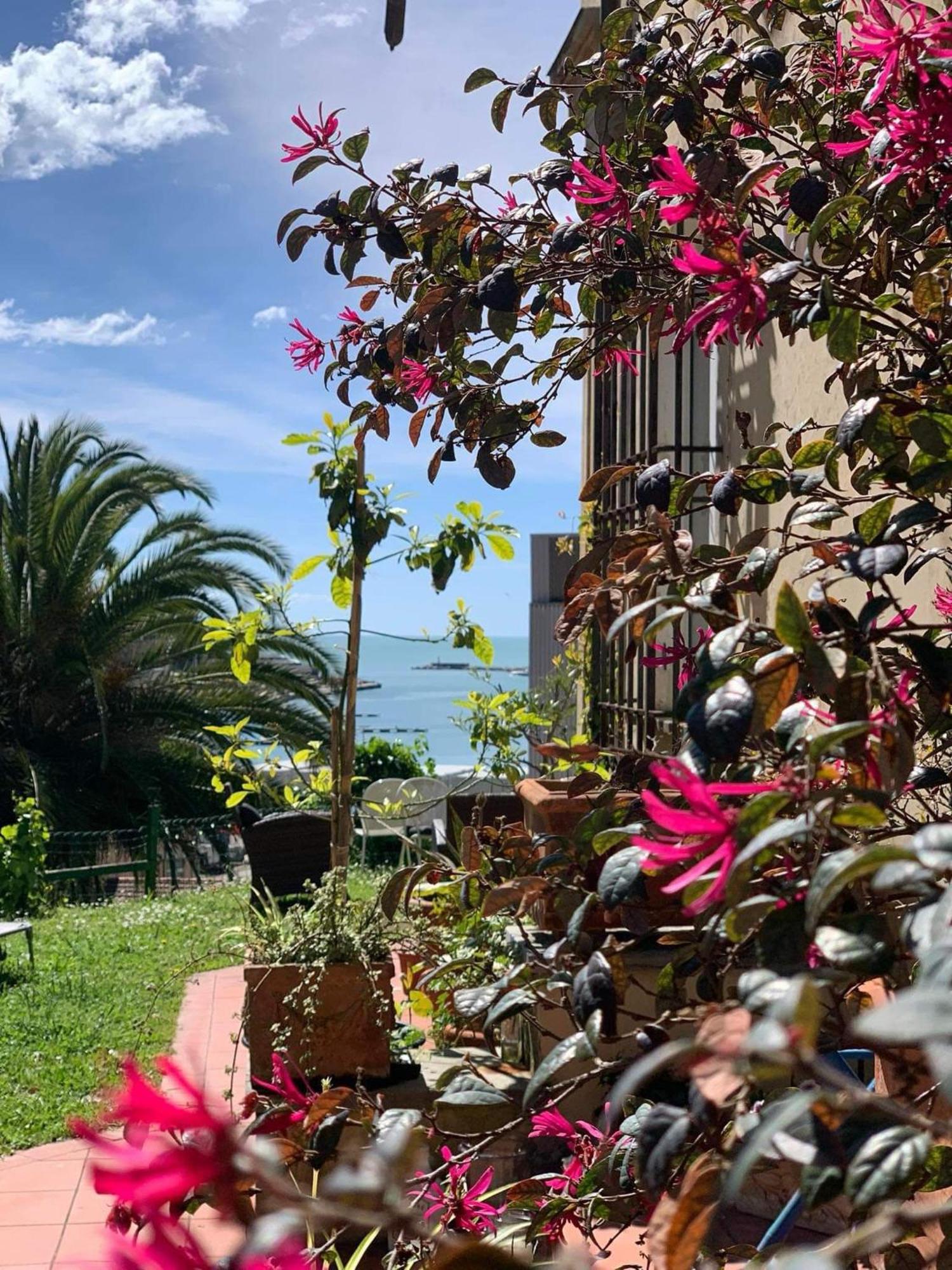 Caligo Bed & Breakfast La Spezia Exterior photo